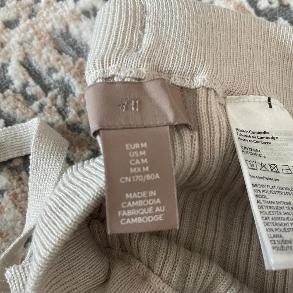 H&M set - Picture 4 of 5